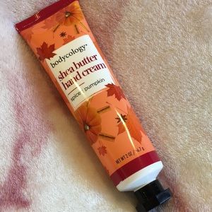 Bodycology Shea Butter Hand Cream Scented Spiced Pumpkin 2oz NWT Sealed 6”x 2”